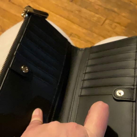 Kate Spade Floral Wallet (new condition) - Picture 4 of 7